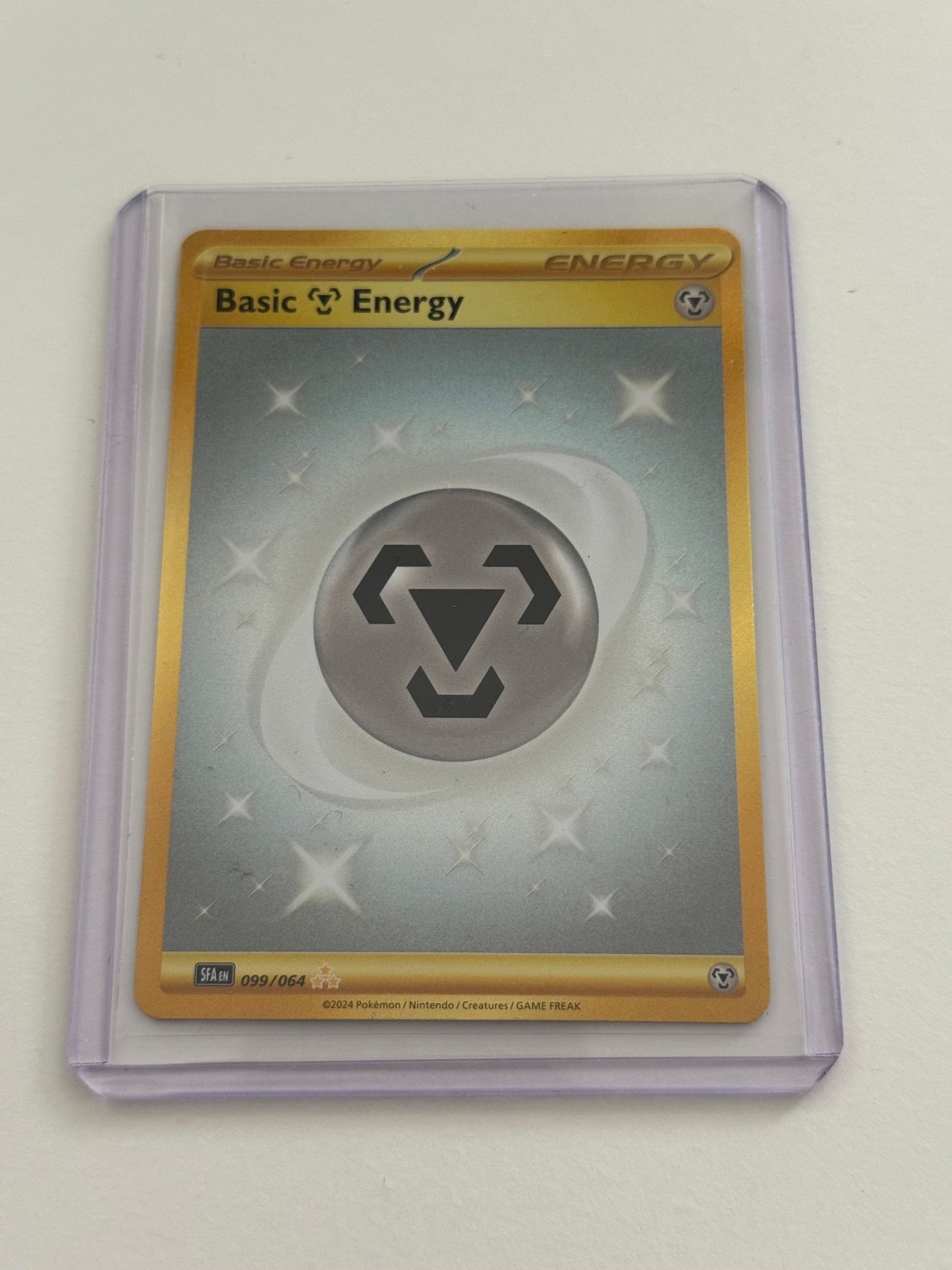 🛠️ Basic Metal Energy – Secret Rare (099/064) | – jetzt bestellen bei Pokécado Kaufmann